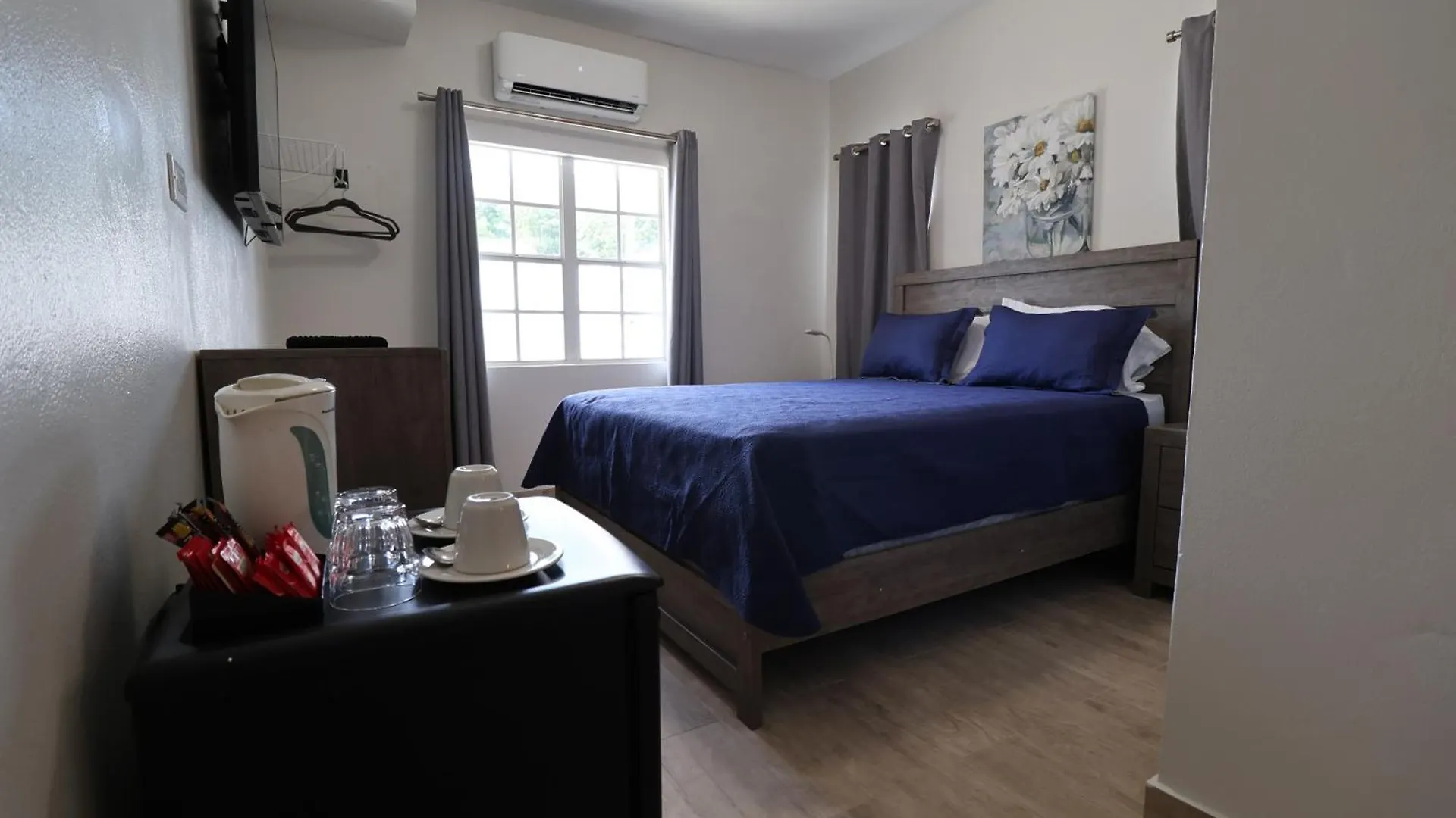 The Moxy Hotel English Harbour